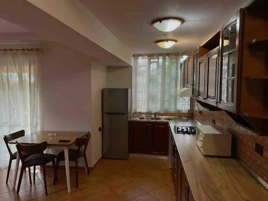 Apartment In Skanderbeg Square - Tirana Center 1